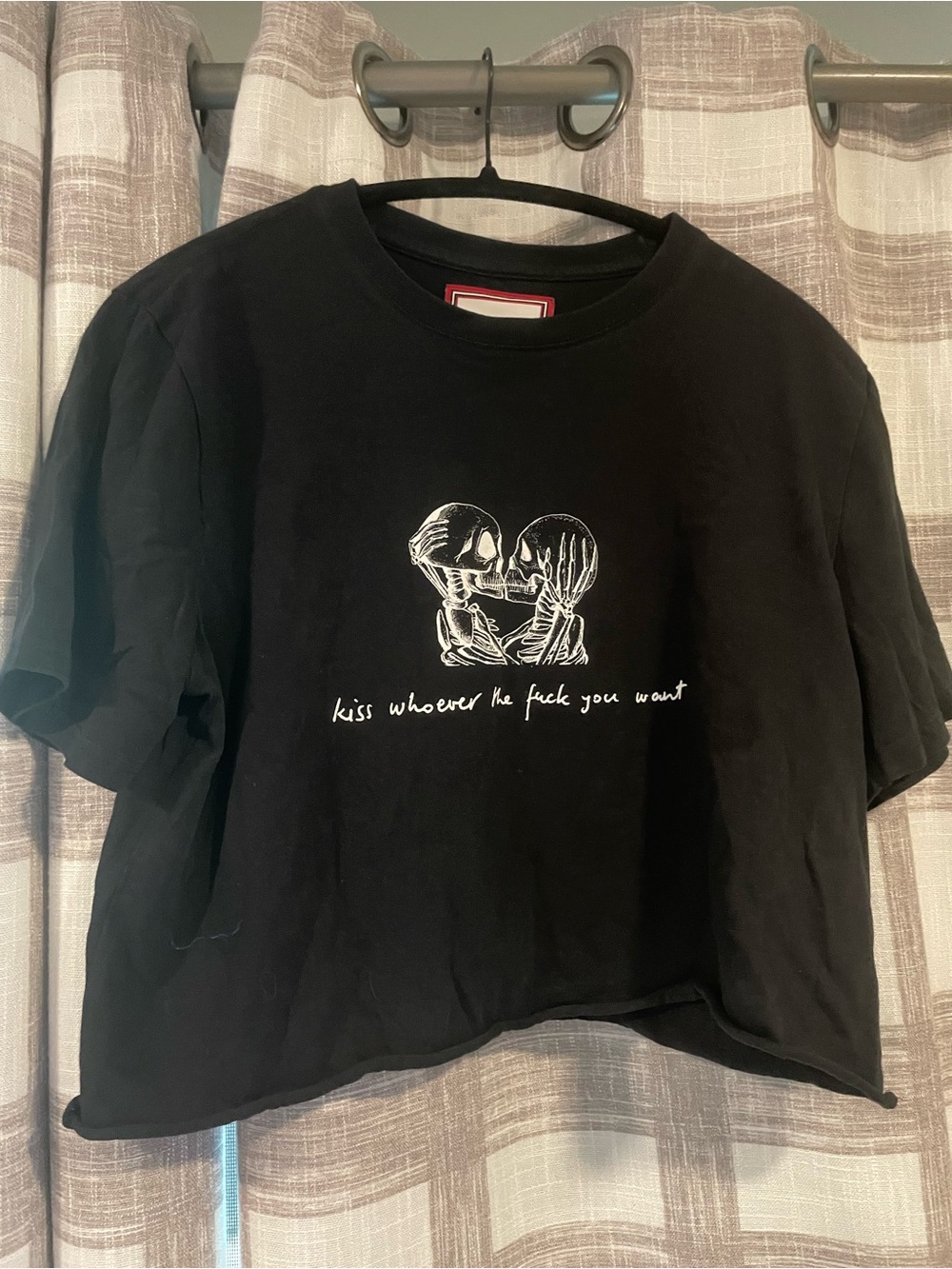 CHNGE Black Graphic Crop Tee with White Skeleton Kiss
